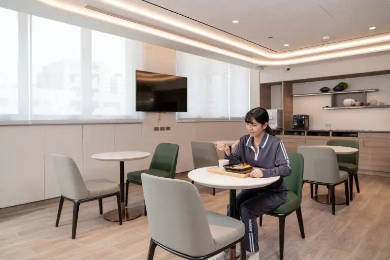 中心介紹 - 右小圖 中心介紹